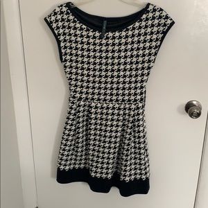 Houndstooth sweater dress